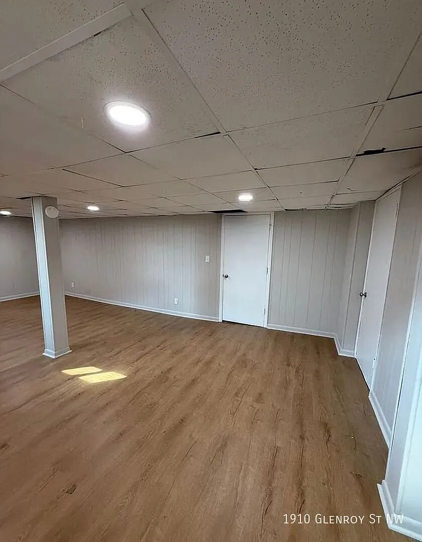 3 bed, 1632 sqft, $1,650 — Photo 3