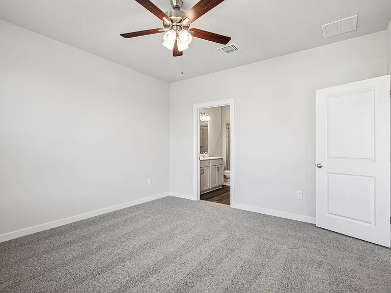2337 Moon Tower Trl — Photo 19