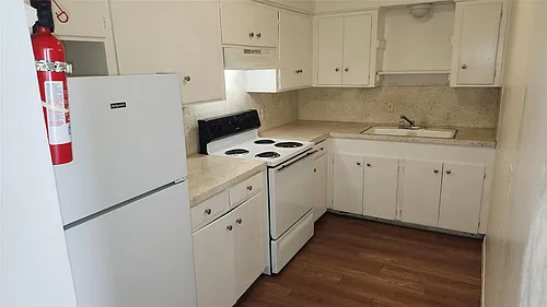 105 Avondale St #16 Photo 1