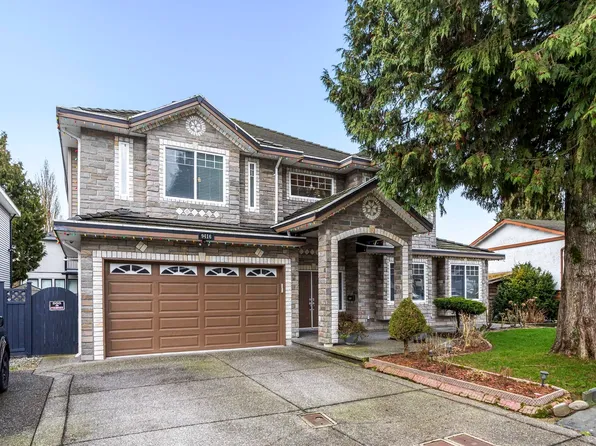 9416 Wallace Cres, Surrey, BC V3V 1V6