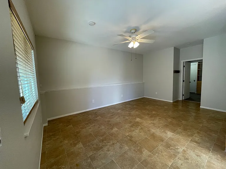 4200 Green Valley School Rd — Photo 11