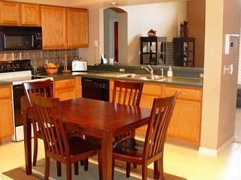4th image of 110 Rockhill Dr
