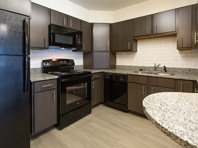 448 W Georgia St #1 — Photo 2