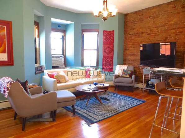 10 Columbus Sq #5, Boston, MA 02118