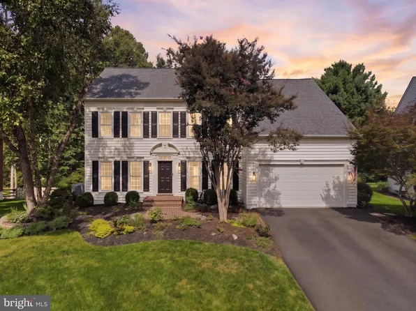 12668 Arthur Graves Jr Ct, Bristow, VA 20136