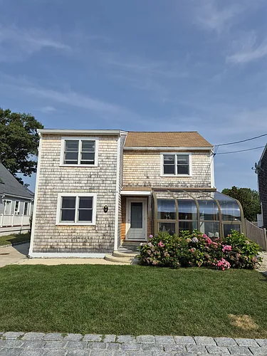 10 Breakwater Ct Photo 1