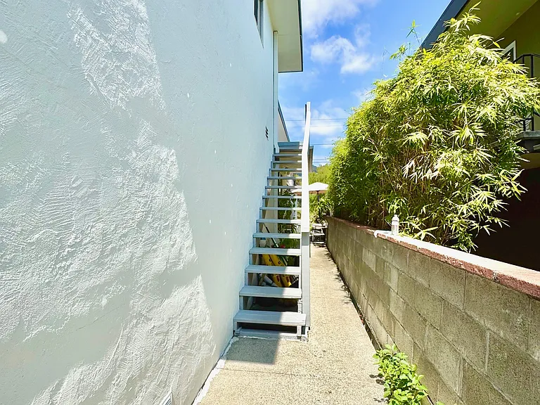 3061 Kansas St — Photo 5