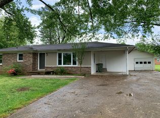 411 Kirk St, Lawrenceburg, TN 38464