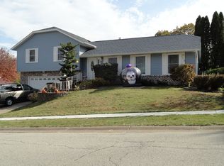 6186 Warrior River Rd, Bessemer, AL 35023