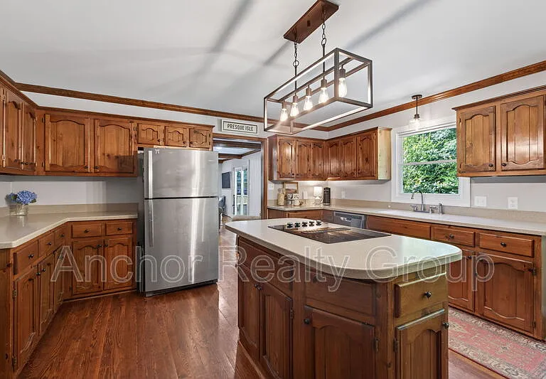 1001 Santa Clara Ct — Photo 5