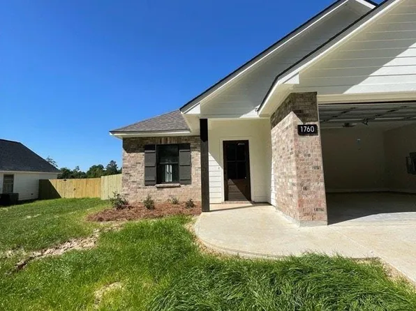 1760 Moores Dairy Rd #5, Ruston, LA 71270