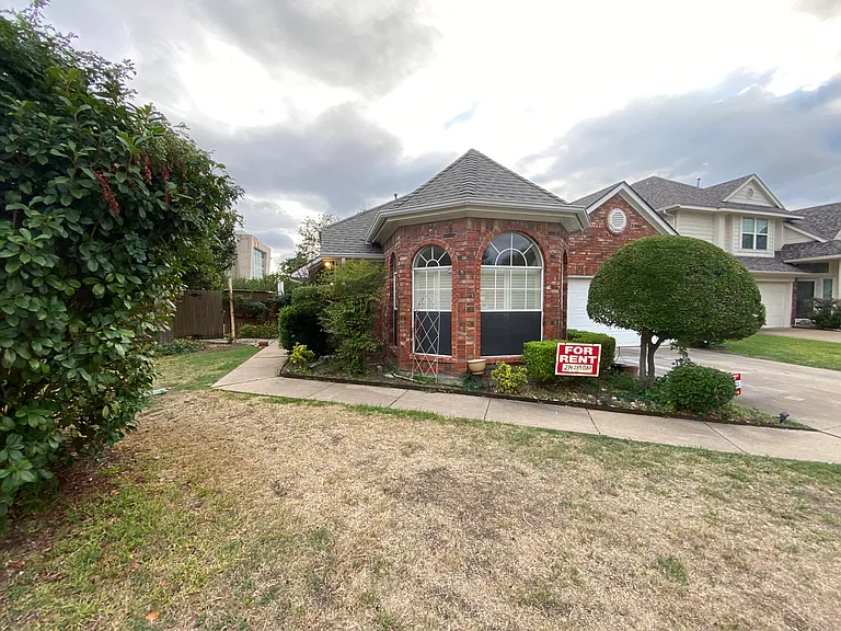 4644 Booth Dr — Photo 11