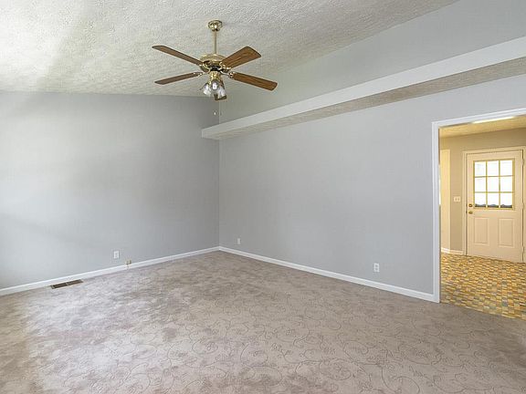 5th image of 1509 Watercress Dr