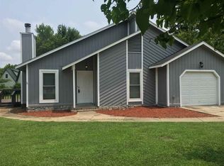 1001 Furia Dr, Jacksonville, NC 28540