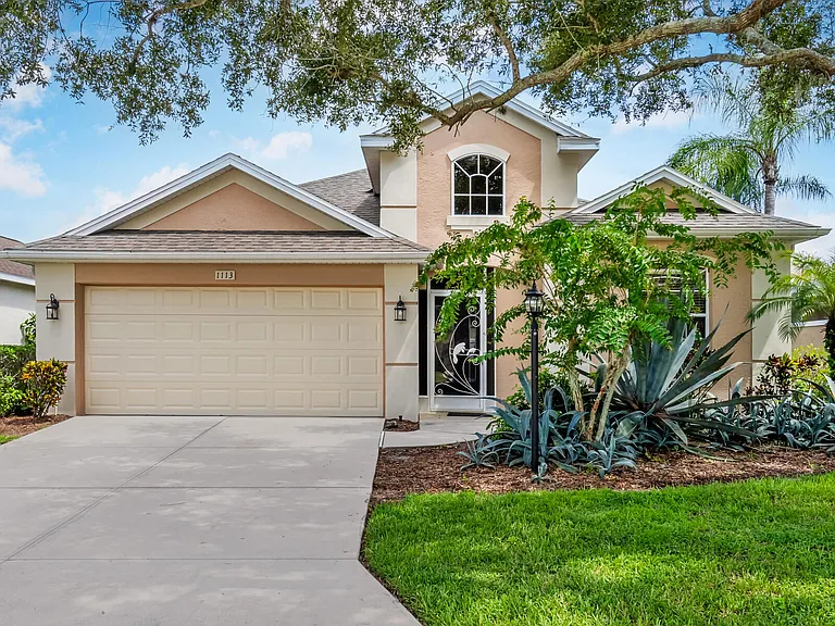 1113 Cane Mill Ln — Photo 2