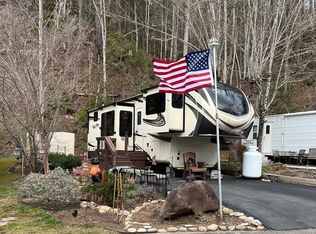 4229 E Parkway LOT 320, Gatlinburg, TN 37738
