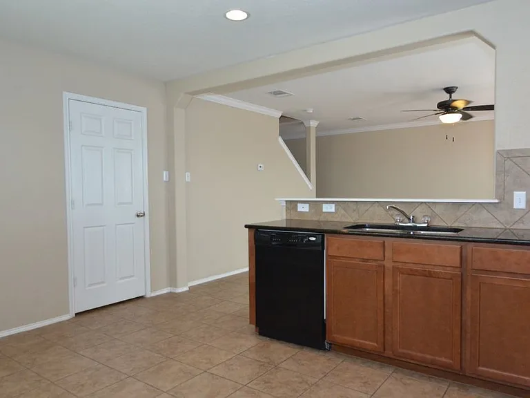 11525 Autumn Ash Dr — Photo 17