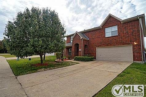 3rd image of 1011 Kelsey Ct