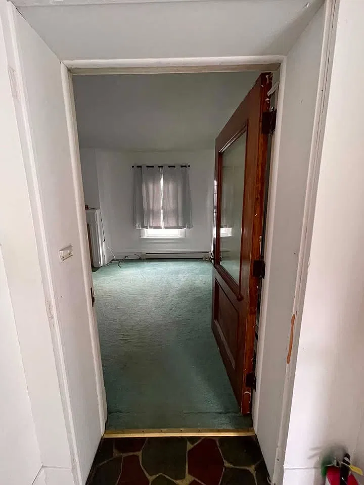 2 bed, 1300 sqft, $1,200 — Photo 1