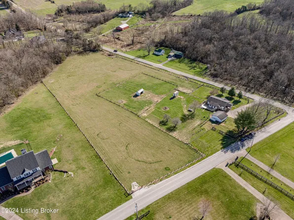 6322 Fisherville Rd, Simpsonville, KY 40067