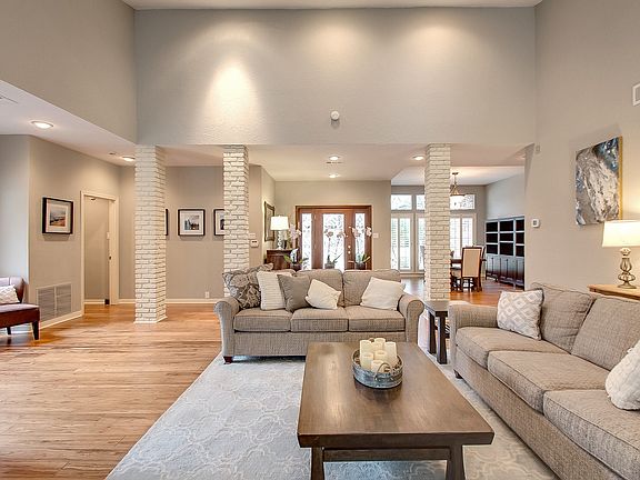 5th image of 4917 Riverbend Dr