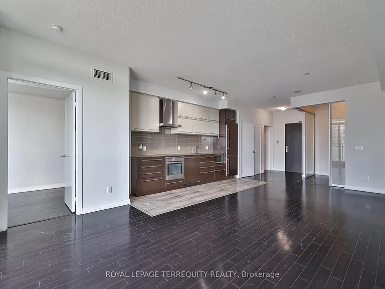 770 Bay St #2412 — Photo 15