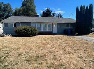 336 SE Glencoe St, Oak Harbor, WA 98277