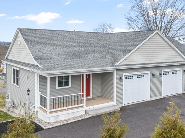 27 Callaway Drive #13A, Gray, ME 04039