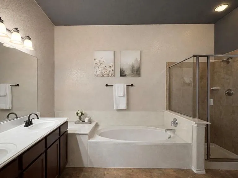 1052 Hot Spring Valley — Photo 18