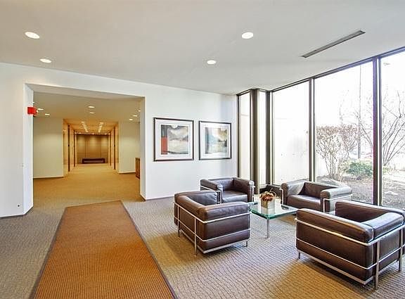 2nd image of 2800 N Lake Shore Dr APT 2113