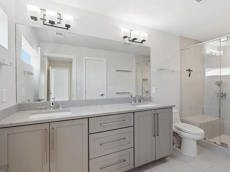 426 Patterson St — Photo 21