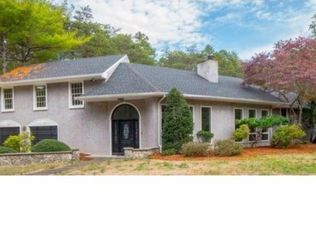 70 Red Oak Dr, Tabernacle, NJ 08088