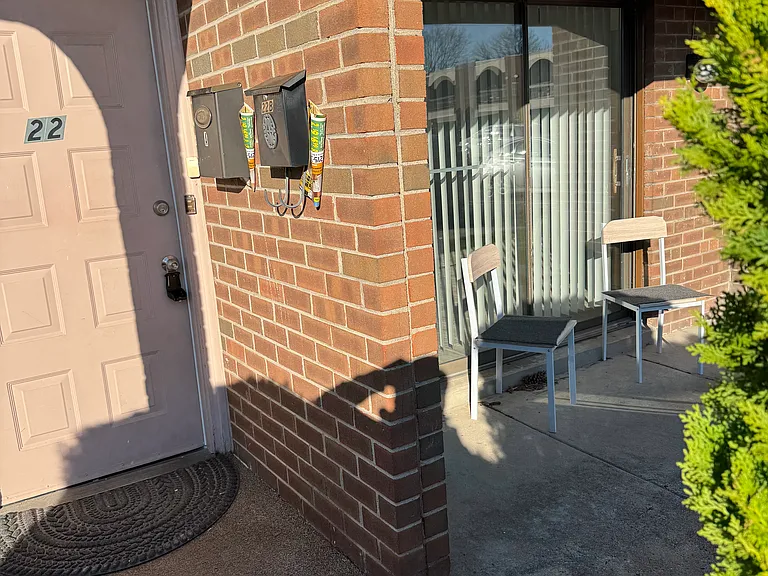 2727 Rhawn St — Photo 8