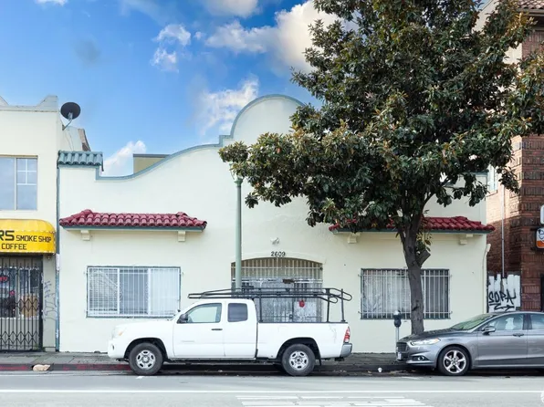 2609 International Blvd, Oakland, CA 94601