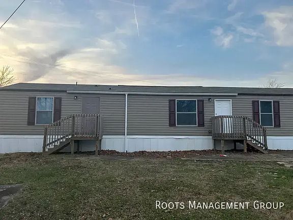 2nd image of 12 Riviera Courts Dr #12