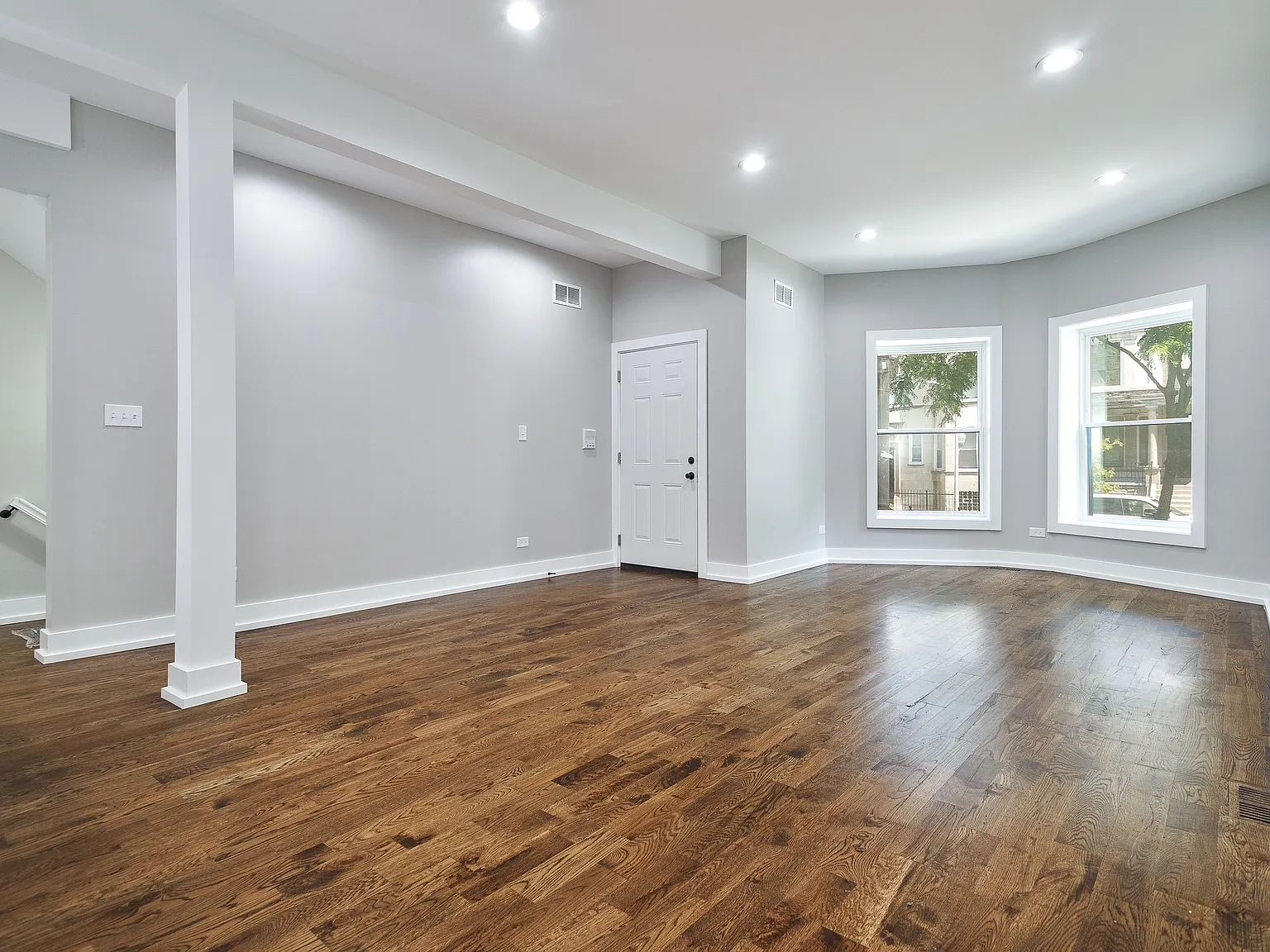 4 bed, 3056 sqft, $3,300 — Photo 4
