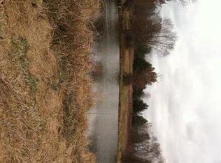 27000 E Bundschu Rd, Buckner, MO 64016