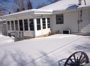 724 S Yale Ave, Villa Park, IL 60181