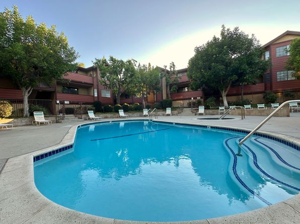 10220 De Soto Ave UNIT 6