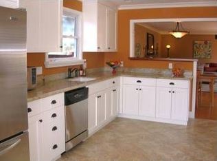 388 De Anza Ave, San Carlos, CA 94070