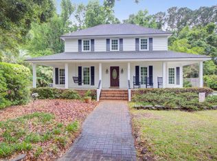 1011 Harbortowne Rd, Charleston, SC 29412