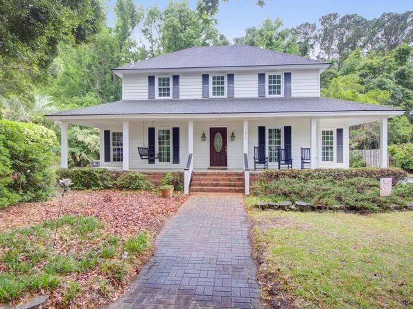 1011 Harbortowne Rd, Charleston, SC 29412