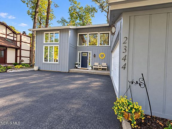 3rd image of 2344 Cheshire Woods Rd