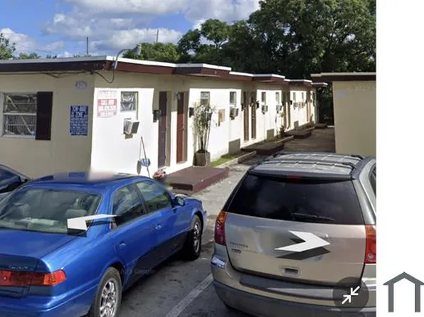 320 NW 2nd Ave, Hallandale, FL 33009