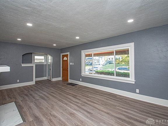 5th image of 1825 Elsmere Ave