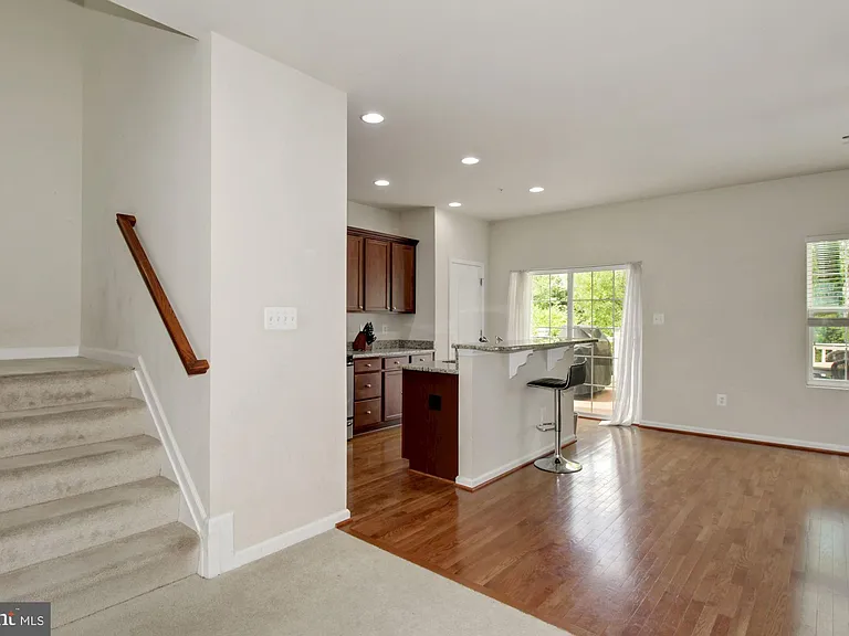 2221 Congresbury Pl — Photo 15