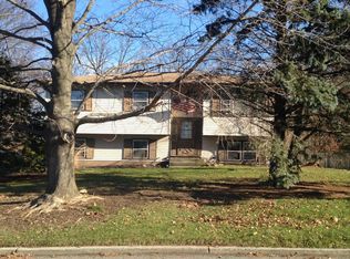 7 Bradner Dr, Warwick, NY 10990