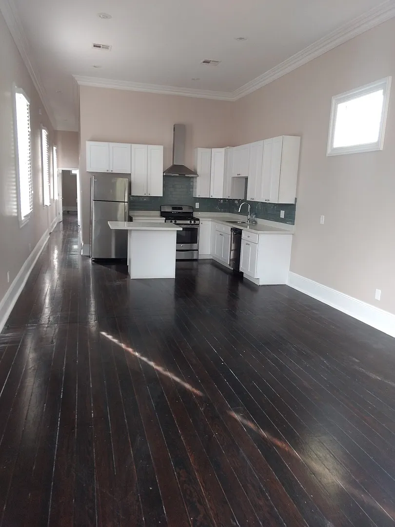 Must See! Beautiful 2 Br/2 Ba Near Lafitte Greenway And Bayou St. John — Photo 2