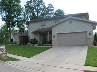 1005 Kettle Woods Dr, Verona, WI 53593