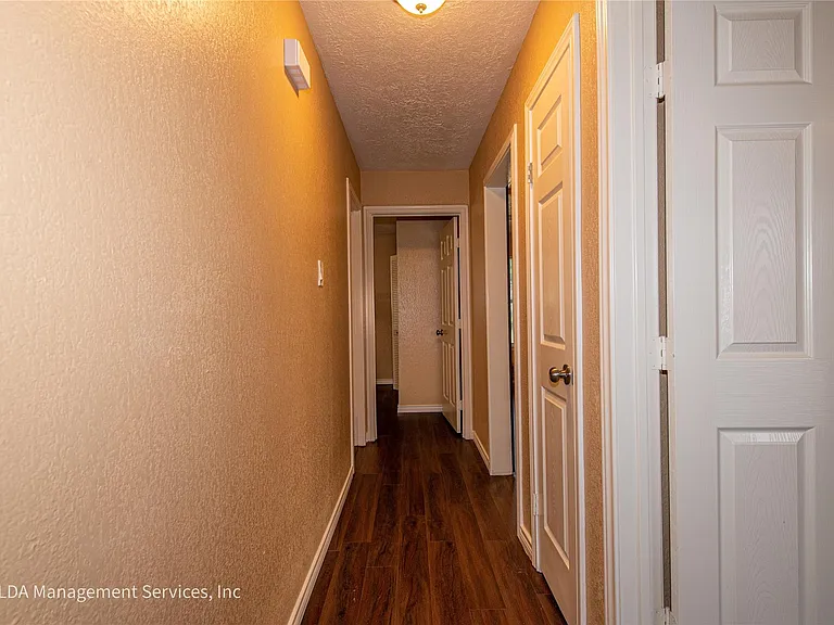 12834 Timothy Dr — Photo 17